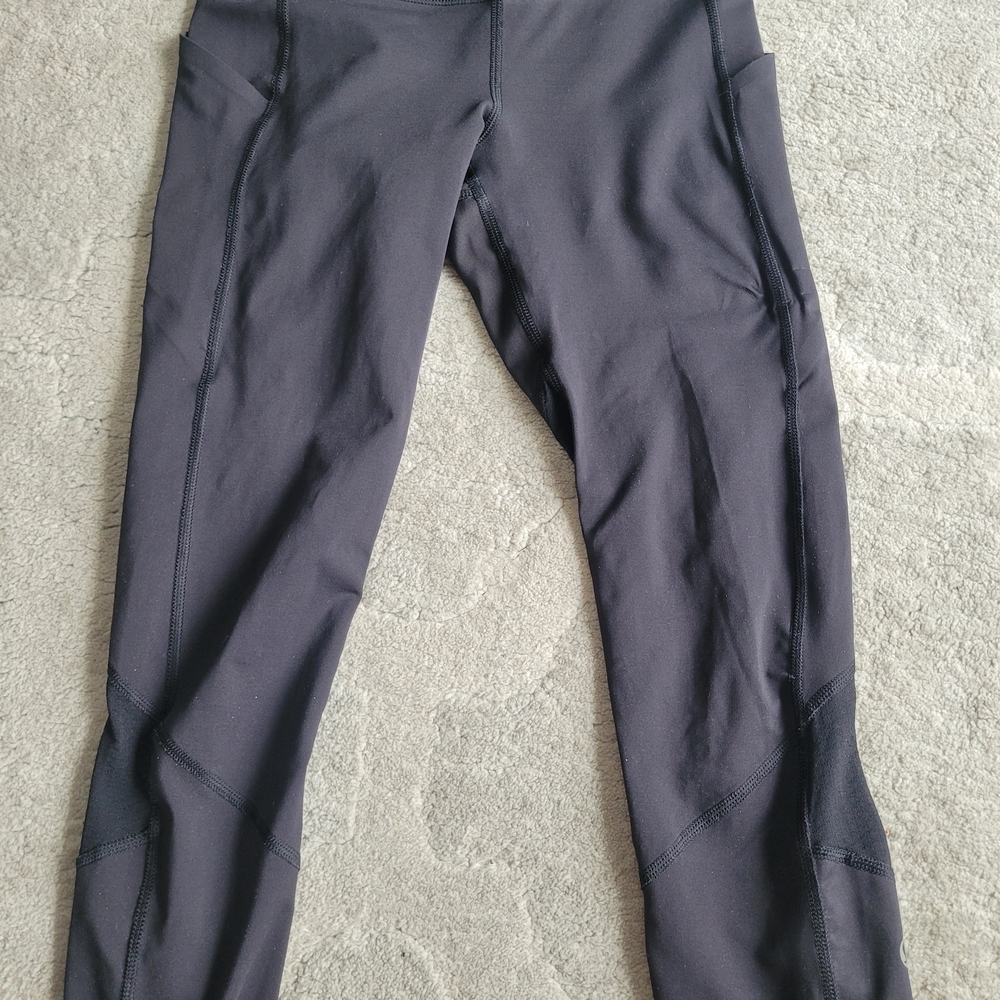 lululemon athletica Black High-Rise Align Leggings - Picture 5 of 7